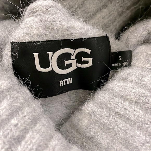 NWT UGG Women’s Lylah Rollneck Sweater. S - Picture 8 of 12
